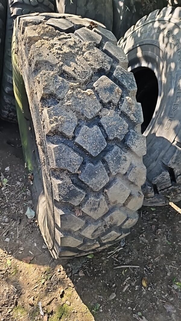 365x85x20 Michelin